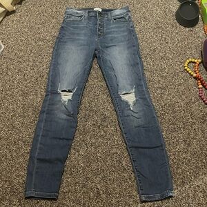 Brand: sneak peek size 5/27. Light distressing on knees and button up detail.